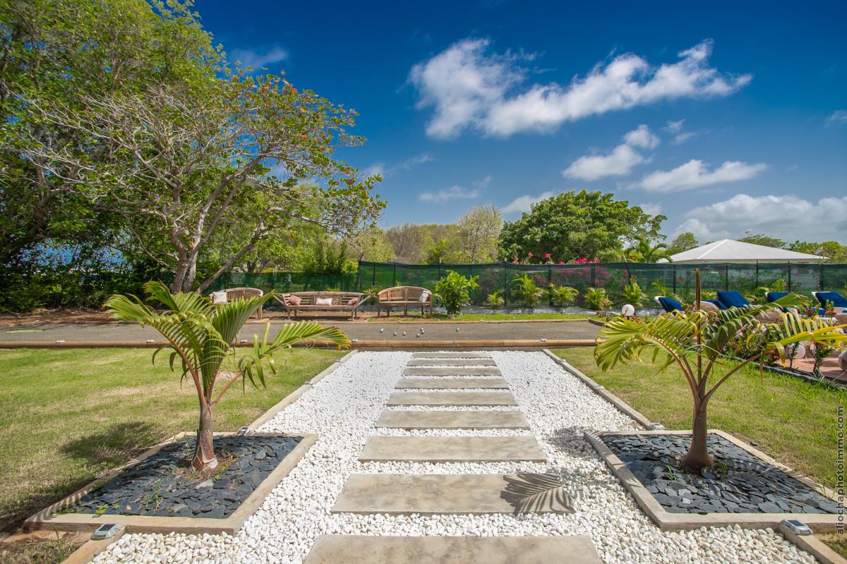 48 Location-villa-Martinique_ jardin 2